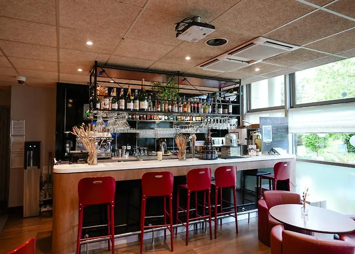 Hotel Campanile Roissy