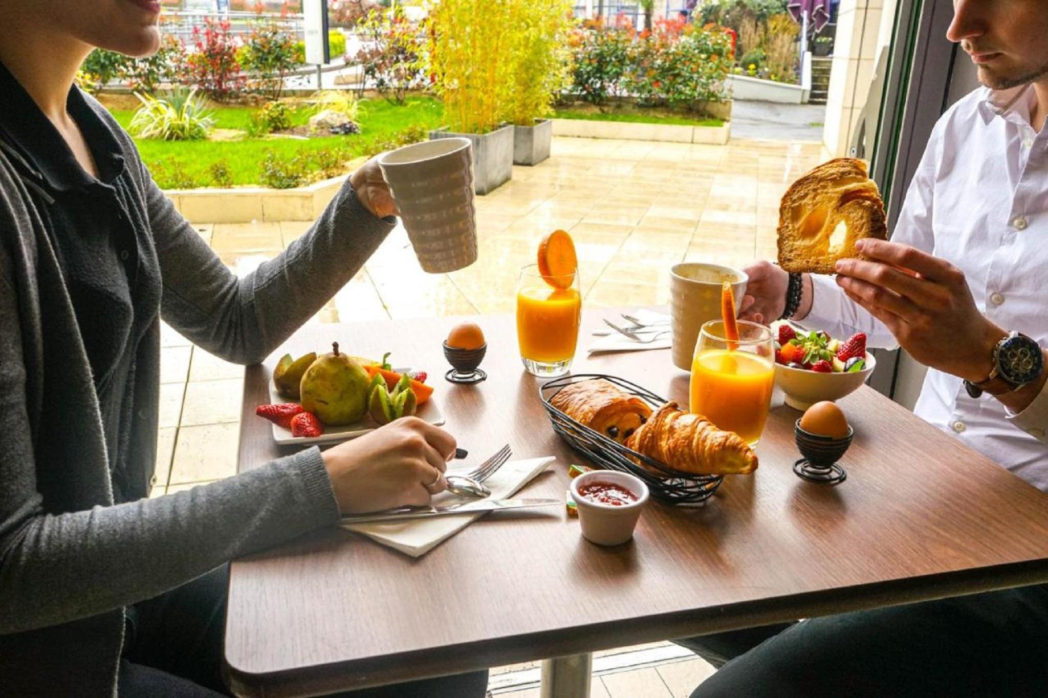 Campanile Hotel Roissy-en-France